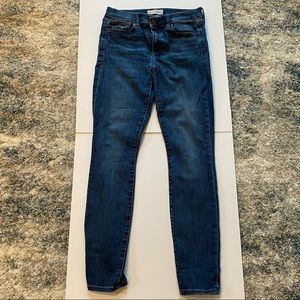 GAP TRUE SKINNY DARK WASH JEANS SIZE 27R
